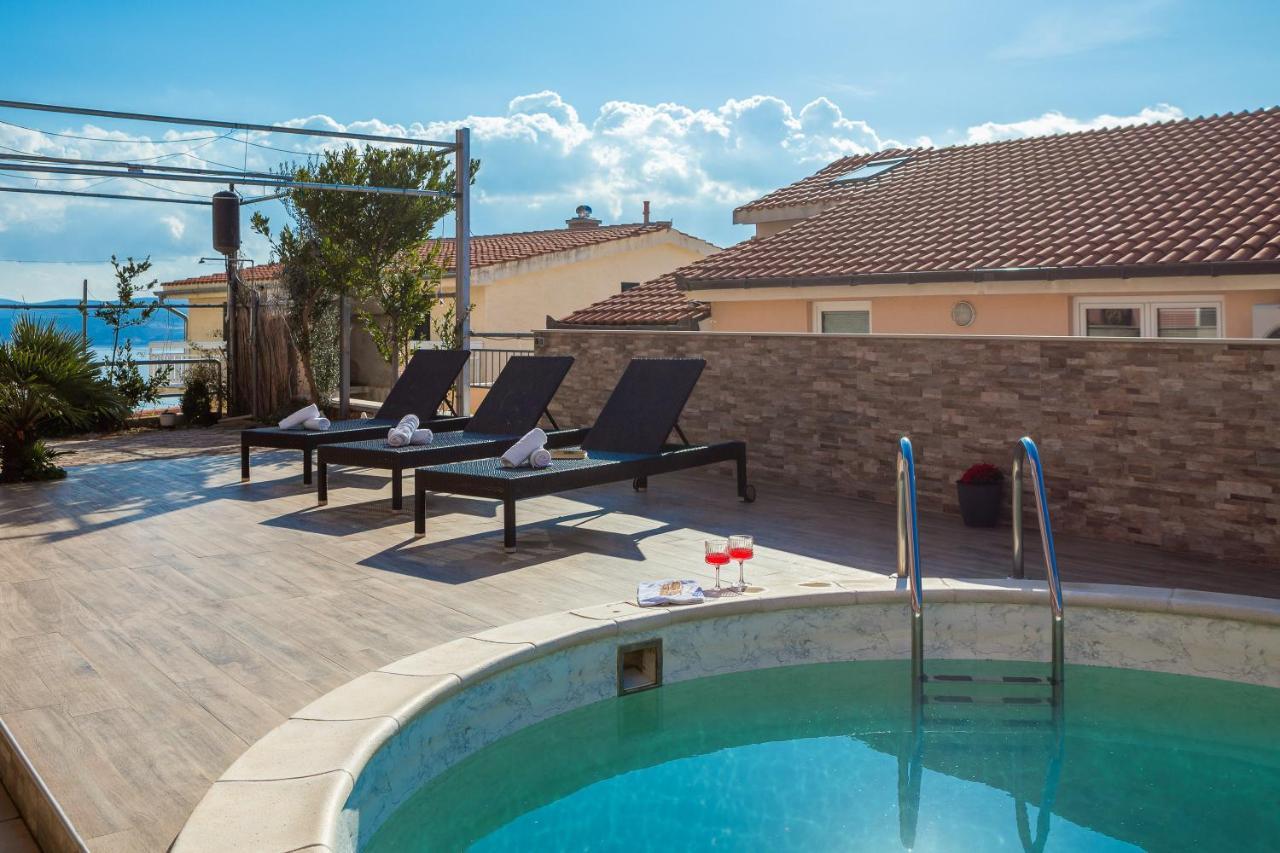 Solaris Holiday Home - Private Pool Stanici Bagian luar foto
