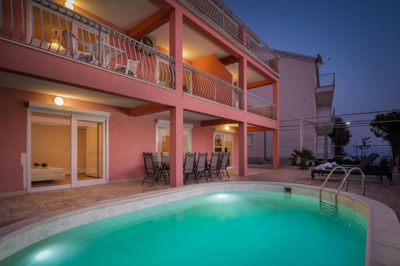Solaris Holiday Home - Private Pool Stanici Bagian luar foto